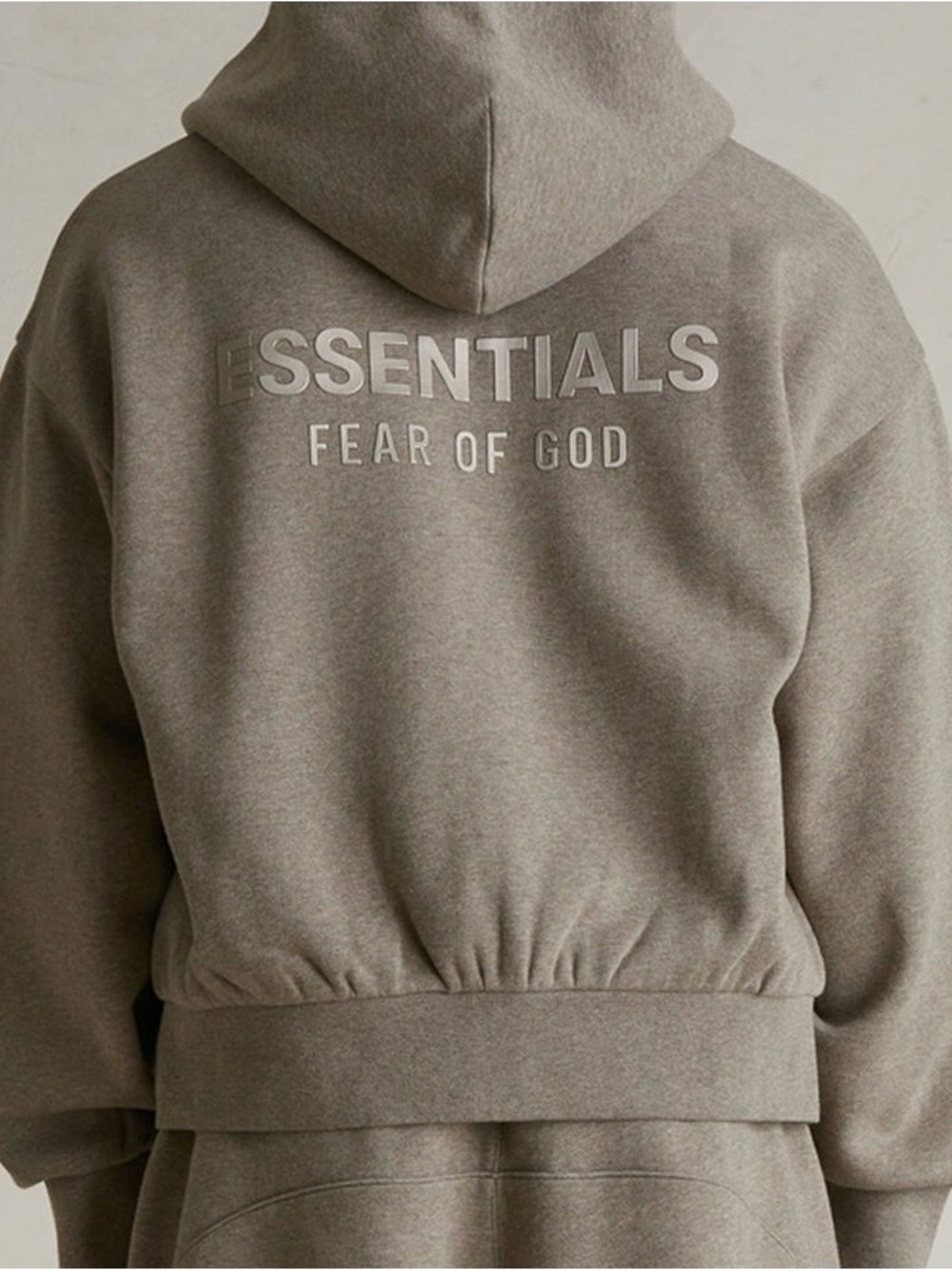 (Med) Essential fear of god full zip hoodie